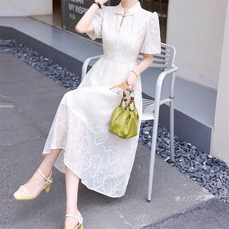 新中式国风高端气质绝美显瘦白色连衣裙女2025夏季新款改良旗袍裙,女装连衣裙,众宇琦
