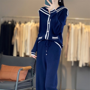 时尚显瘦海军领拼色针织套装女秋冬季新款宽松休闲两件套毛衣裤图片