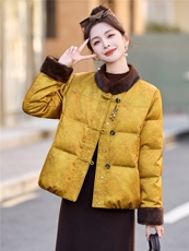 新中式盘扣羽绒服2025年冬季新款气质复古短款毛绒白鸭绒保暖外套，女装羽绒服，蓝朵琳