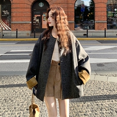 针织披肩灰色毛呢外套女春秋2025新款独特超好看流行爆款超火上衣，女装短外套，2C095