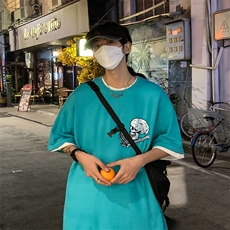 湖绿色