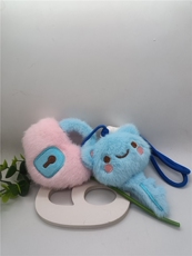 同心锁毛绒挂件