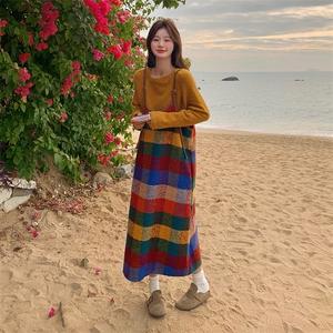 超好看彩色格子吊带连衣裙套装女2025春季新款韩系减龄宽松两件套图片