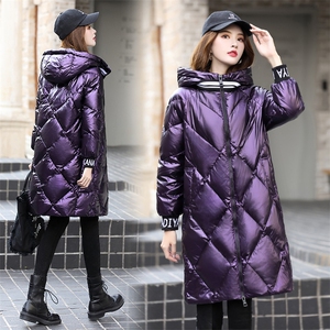 时尚保暖中长款亮面羽绒服女冬季新款修身显瘦外套图片