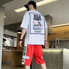 白色