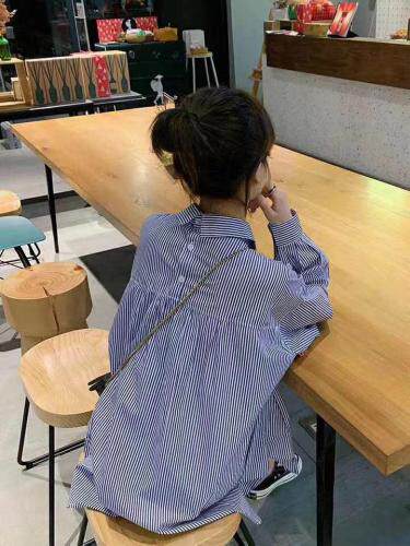 XL9801时尚潮流灯笼?条纹百搭衬衫，女装衬衫，L·H·X