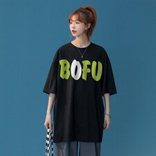 黑色