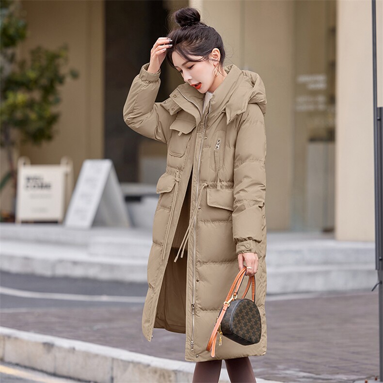 2024年冬季时尚潮流,女装羽绒服,依曼迪
