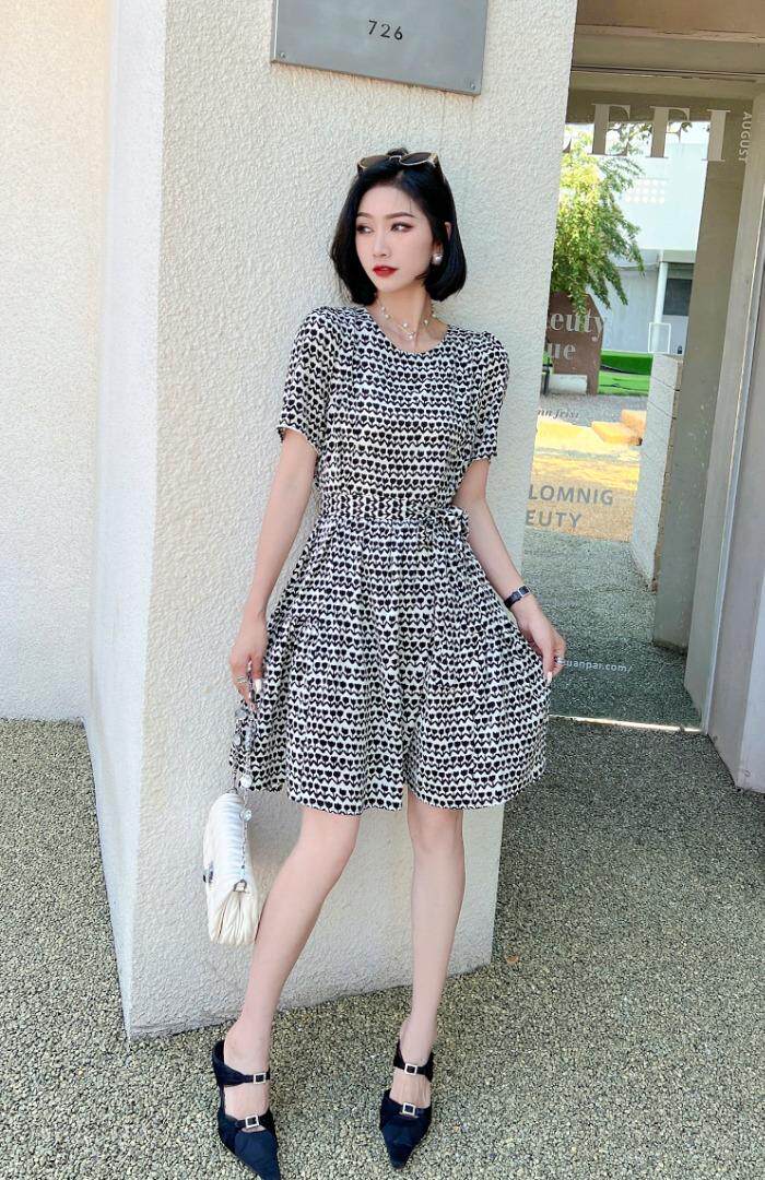 2022夏季新款连衣裙，女装连衣裙，阔怡人