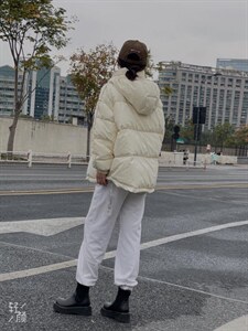 韩版收腰羽绒服图片