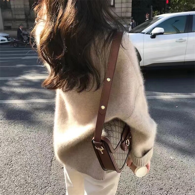 女慵懒风V领长袖套头毛衣女秋冬宽松加厚软糯高级感针织衫,针织衫/毛衣,半城羊绒