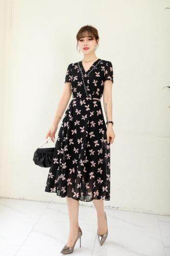 V字领连衣裙，女装连衣裙，千禧宏运