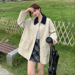 撞色翻领休闲工装外套女春秋2025新款小个子流行爆款漂亮超火上衣图片