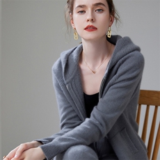 2025年秋季新款拉链针织羊绒连帽衫时尚休闲通勤百搭，女装羊绒衫，珍丝贝尔