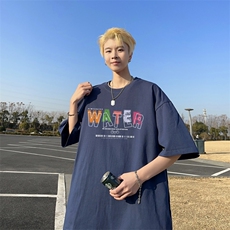 藏青色