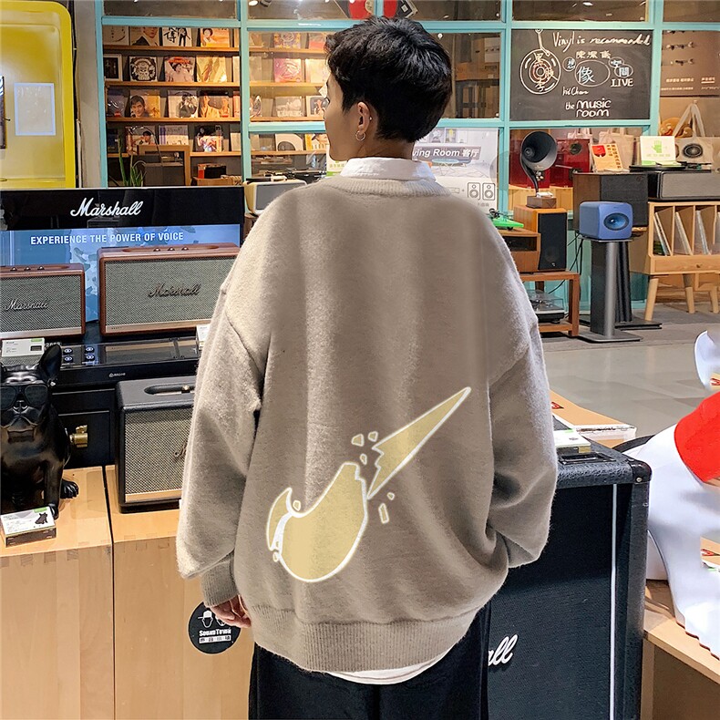 1港风圆领中性情侣潮流大码M-5XL印花加厚毛衣男7688P48加绒P55图片