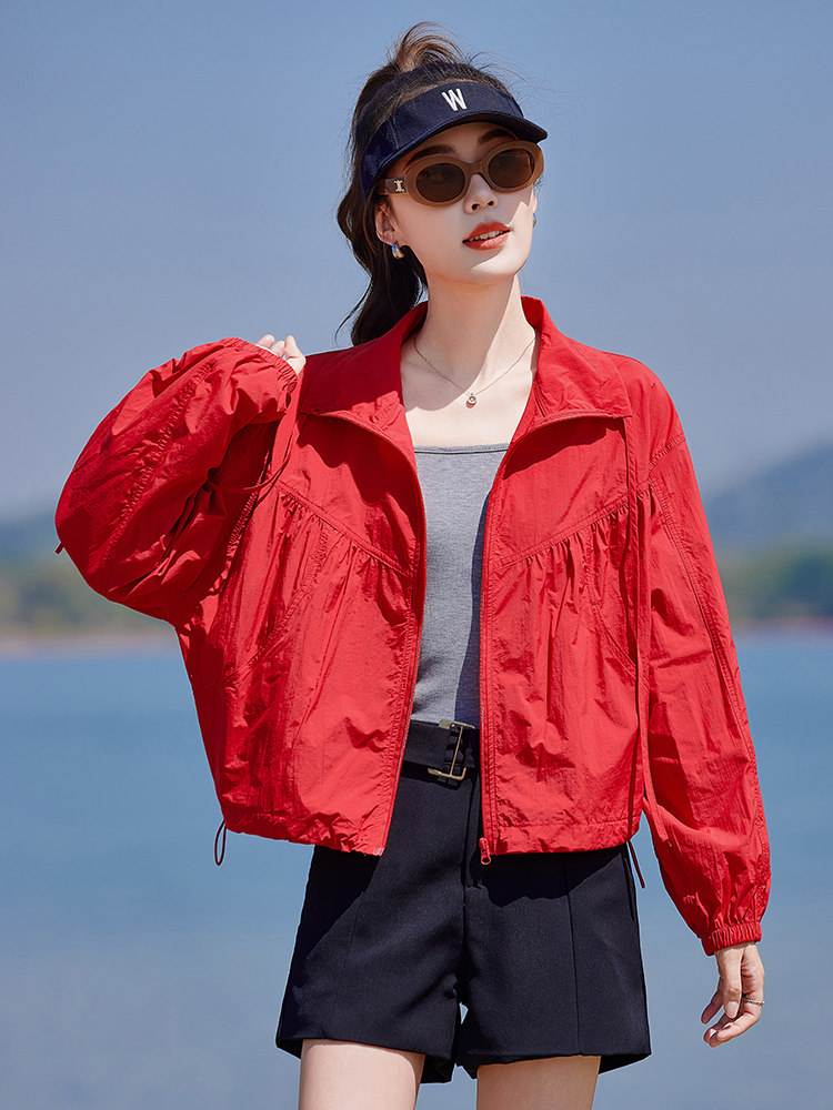 红色宽松防晒衣女2025新款夏季韩版潮流透气减龄小个子休闲短外套,女装防晒衣,靓衣阁