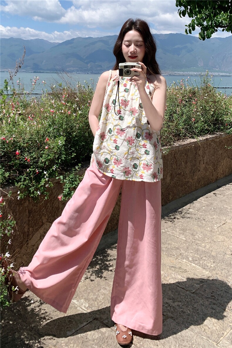 复古重工刺绣挂脖碎花背心阔腿裤两件套2026夏季新款超好看的套装,女装套装/套裙,流量+