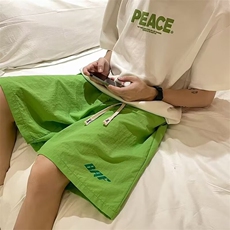 绿色