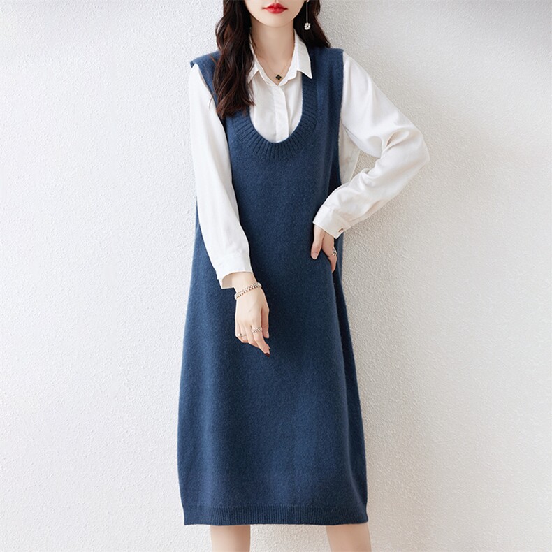 秋冬新款大U领羊毛针织大码马甲连衣裙背心女中长款纯色无袖坎肩，女装连衣裙，越洋羊