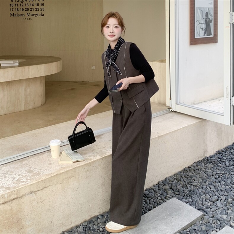 老钱风咖色马甲套装女秋季一整套穿搭显瘦高级感气质阔腿裤三件套,女装套装/套裙,浪娴服饰