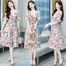 夏装2021新款女气质显瘦松紧腰通勒法式V领复古仙碎花公主连衣裙，女装连衣裙，丽美静依