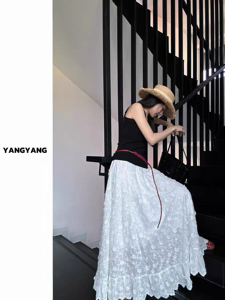 重工立体花朵白色半身裙女春夏韩系裙子高腰显瘦大摆a字长裙子图片