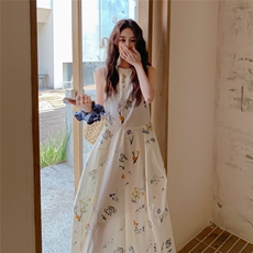 碎花无袖连衣裙女2025夏季新款法式绝美温柔风气质遮肉显瘦背心裙，女装连衣裙，2C206