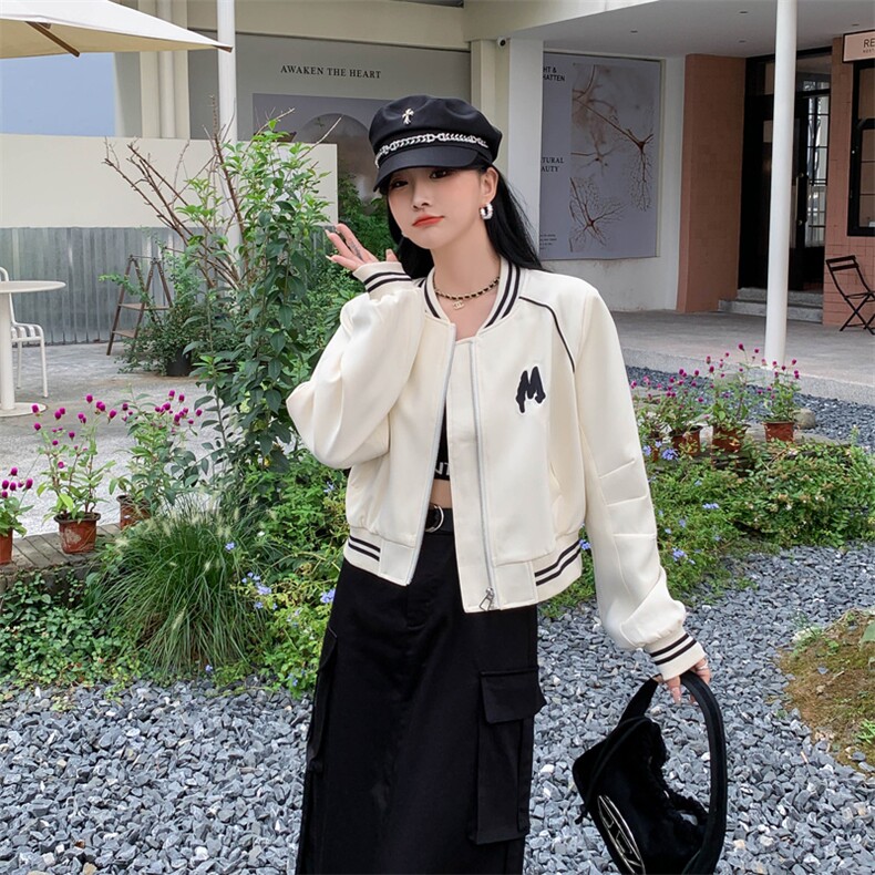 2024新款韩版棒球服夹克短外套女春秋季百搭小个子休闲白色上衣潮,女装短外套,MQ