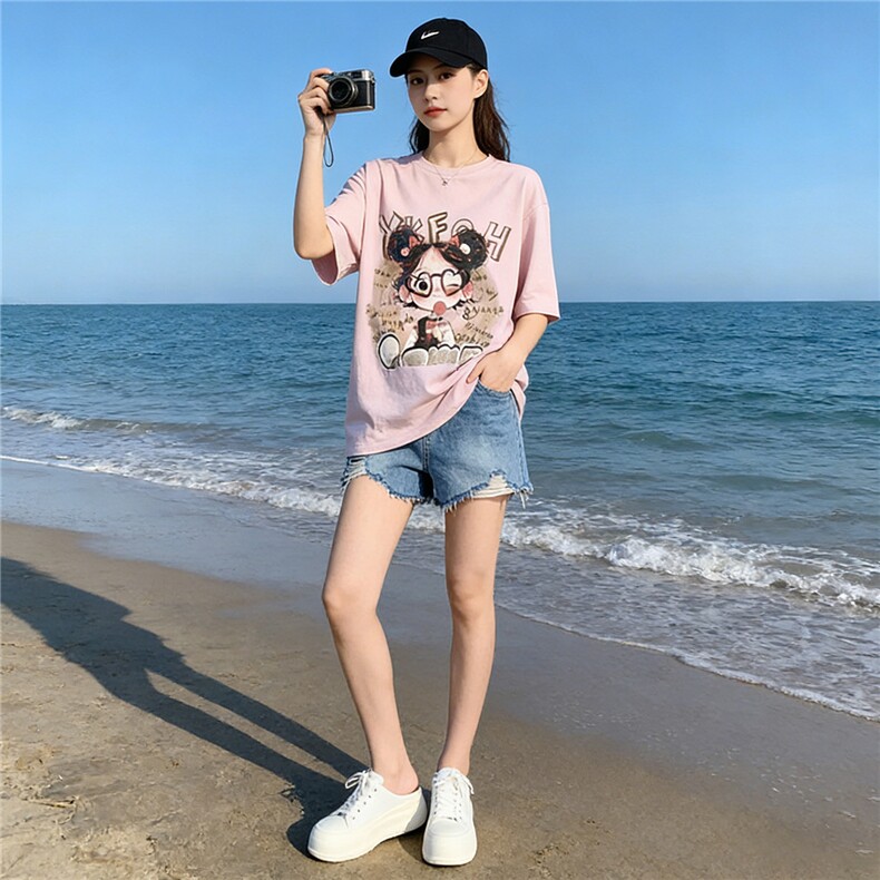 盐系穿搭休闲时尚套装女夏新款设计感圆领印花短袖牛仔短裤两件套，女装套装/套裙，江南