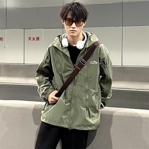 1506/QW1290/P44秋装新款现货多拉链冲锋衣男夹克潮外套津冲锋衣图片