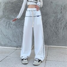 白色