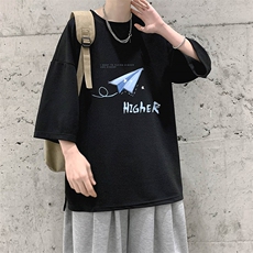 黑色