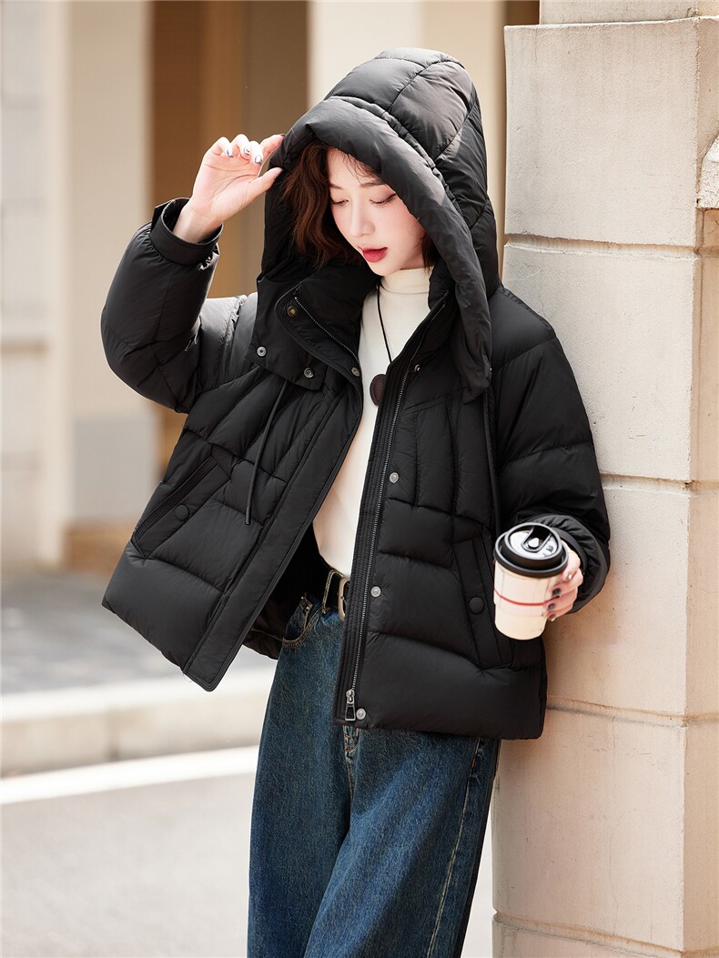 安可拉红休闲连帽短款羽绒服女2025冬季新款保暖面包服小个子外套,女装羽绒服,靓衣阁