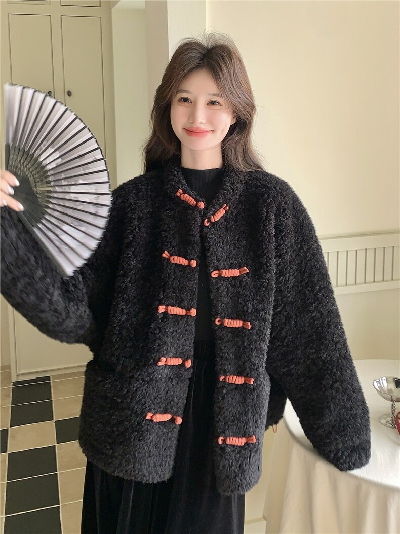 高级感新中式盘扣拼接皮毛外套女2026冬季新款时尚百搭小个子上衣,女装羊羔毛/颗粒绒,艾米莉亚