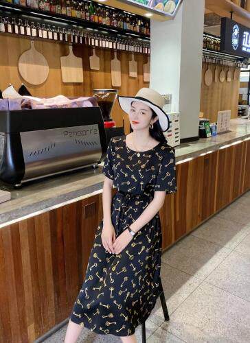 爆连衣裙，女装连衣裙，奕之恋