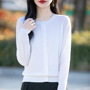 2025春秋新款精纺开衫上衣女亮片针织衫圆领宽松洋气百搭毛衣外套图片