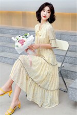超仙温柔风雪纺碎花连衣裙女2025新款夏季气质v领收腰茶歇a字裙子，女装连衣裙，妙形