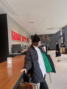 现货，时尚羽绒衣图片