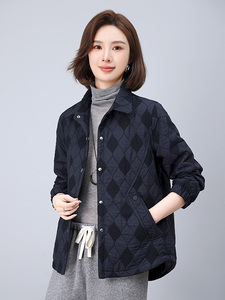 2025年秋季新款时尚休闲翻领短款小外套女图片