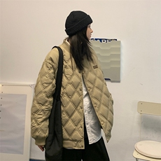 卡其色