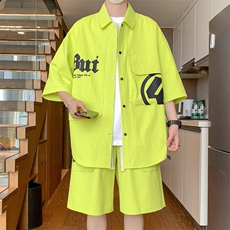 绿色