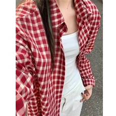 红色