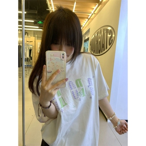 H0743-P35前后贴布刺绣索罗娜领口+包边拉肩短袖T恤女图片
