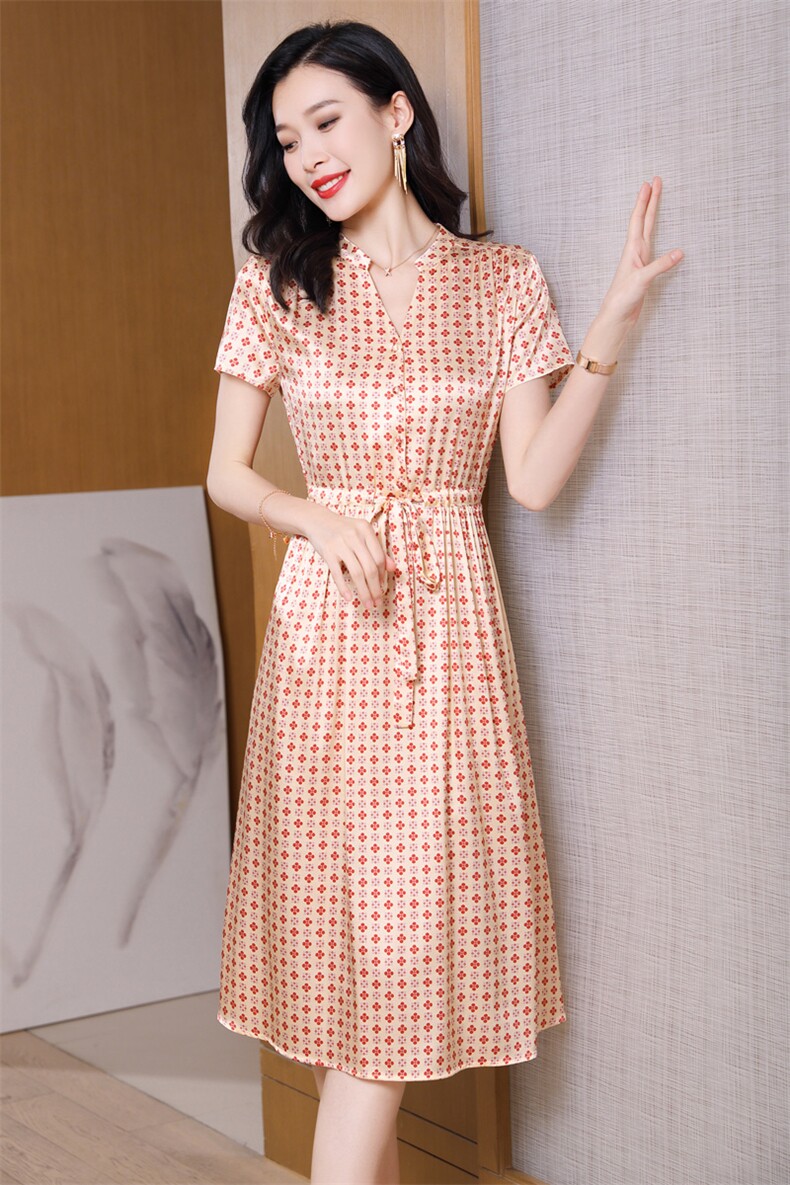 重磅真丝连衣裙桑蚕丝女2025夏季新款高档印花大码红色系带衬衫裙，女装连衣裙，阿舍尔精品