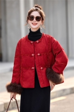 现货、现货、人丝2025年冬季新中式羽绒保暖真狐狸毛短款羽绒服，女装羽绒服，艾仟回(原伊仟回)