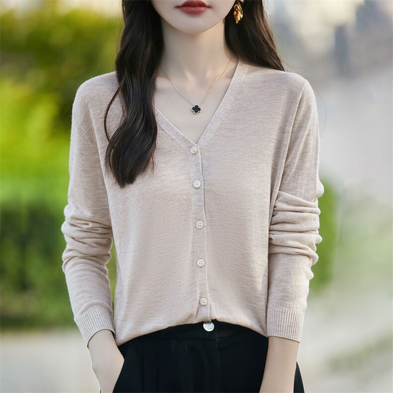 精纺水溶羊毛V领针织开衫女薄款宽松休闲百搭通勤长袖防晒衣外套,针织衫/毛衣,暖烁羊绒