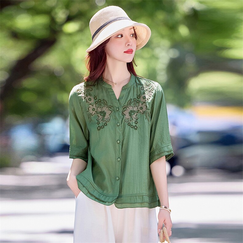 新中式刺绣棉麻女2025夏季洋气妈妈薄款衬衣小衫阔腿裤，女装衬衫，魅影