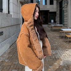 咖色毛绒羊羔毛外套女冬季小个子加厚加绒高级感穿搭皮毛一体大衣，女装皮草，欣美人