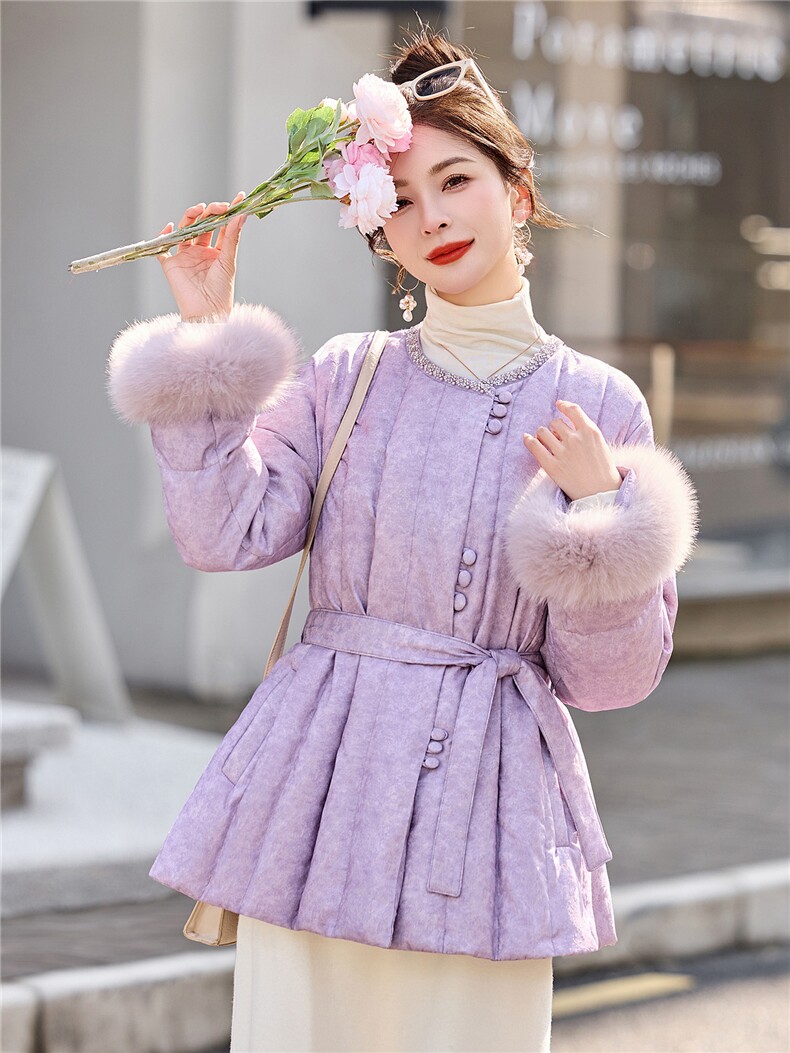 2025年冬季短款依如秀收腰狐狸毛羽绒服,女装羽绒服,依如秀(原杭风阁)